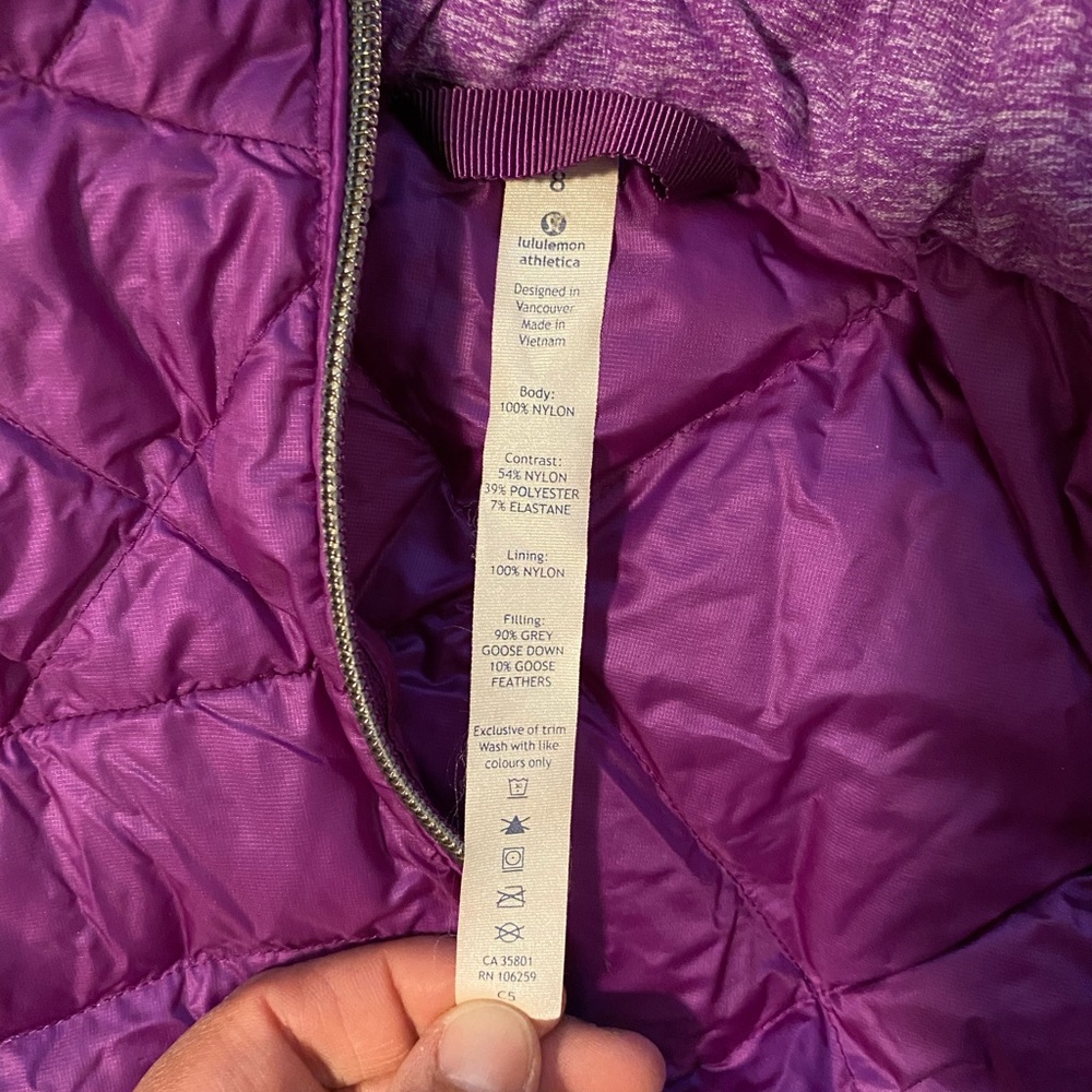 The best Lululemon Coat (broken zipper)